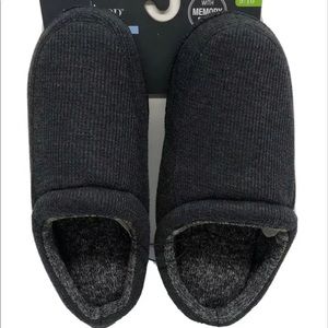 West Loop Men's Size Medium 9/10 Slippers Gray